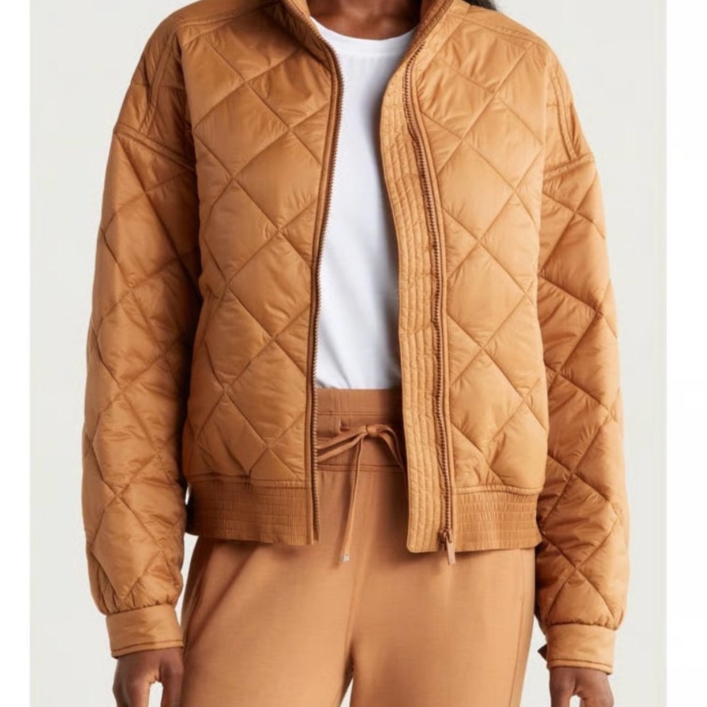 Travis Mathew Tahoe Diamond quilted puffer jacket in bronze
